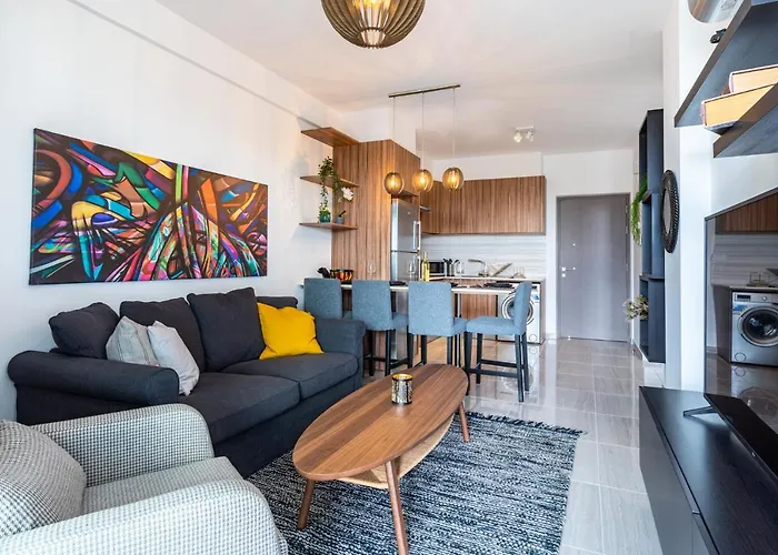 Sunshine 1-Bedroom Apartment In Larnaca